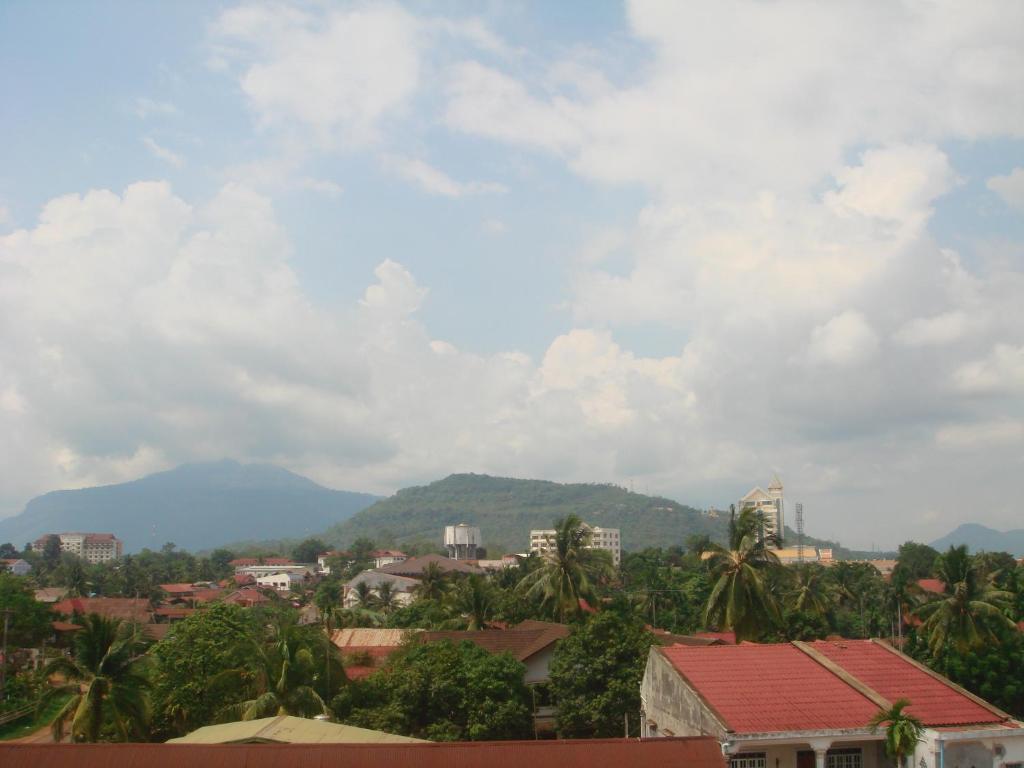 Champa Hotel Pakse Ngoại thất bức ảnh