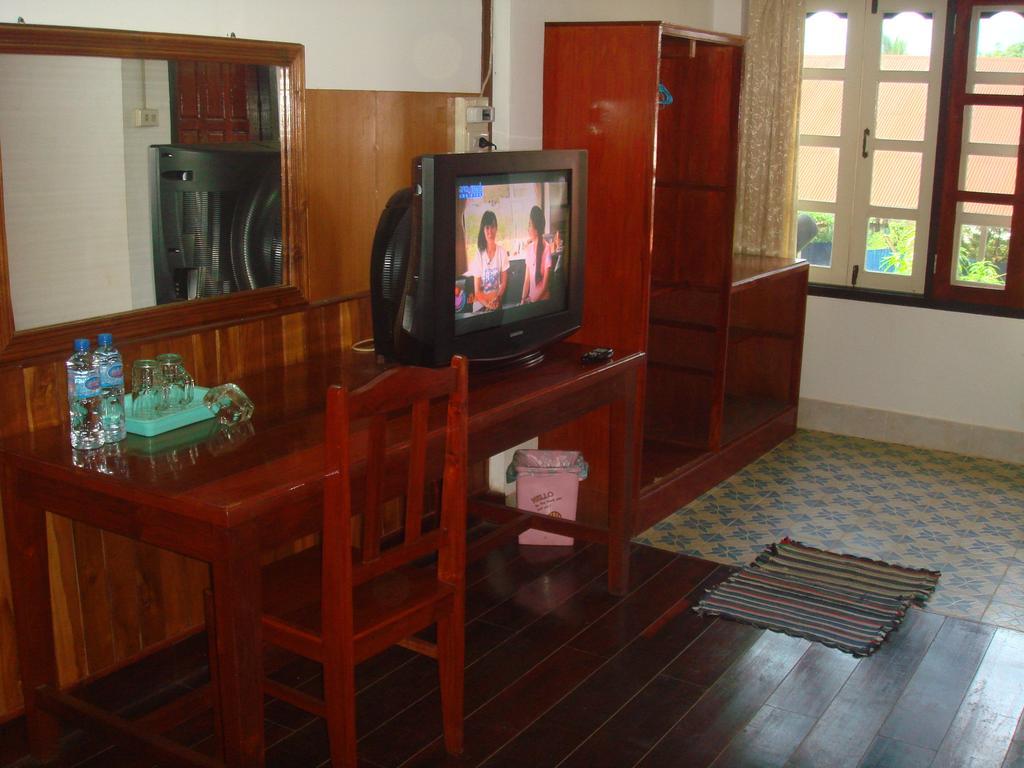 Champa Hotel Pakse Ngoại thất bức ảnh