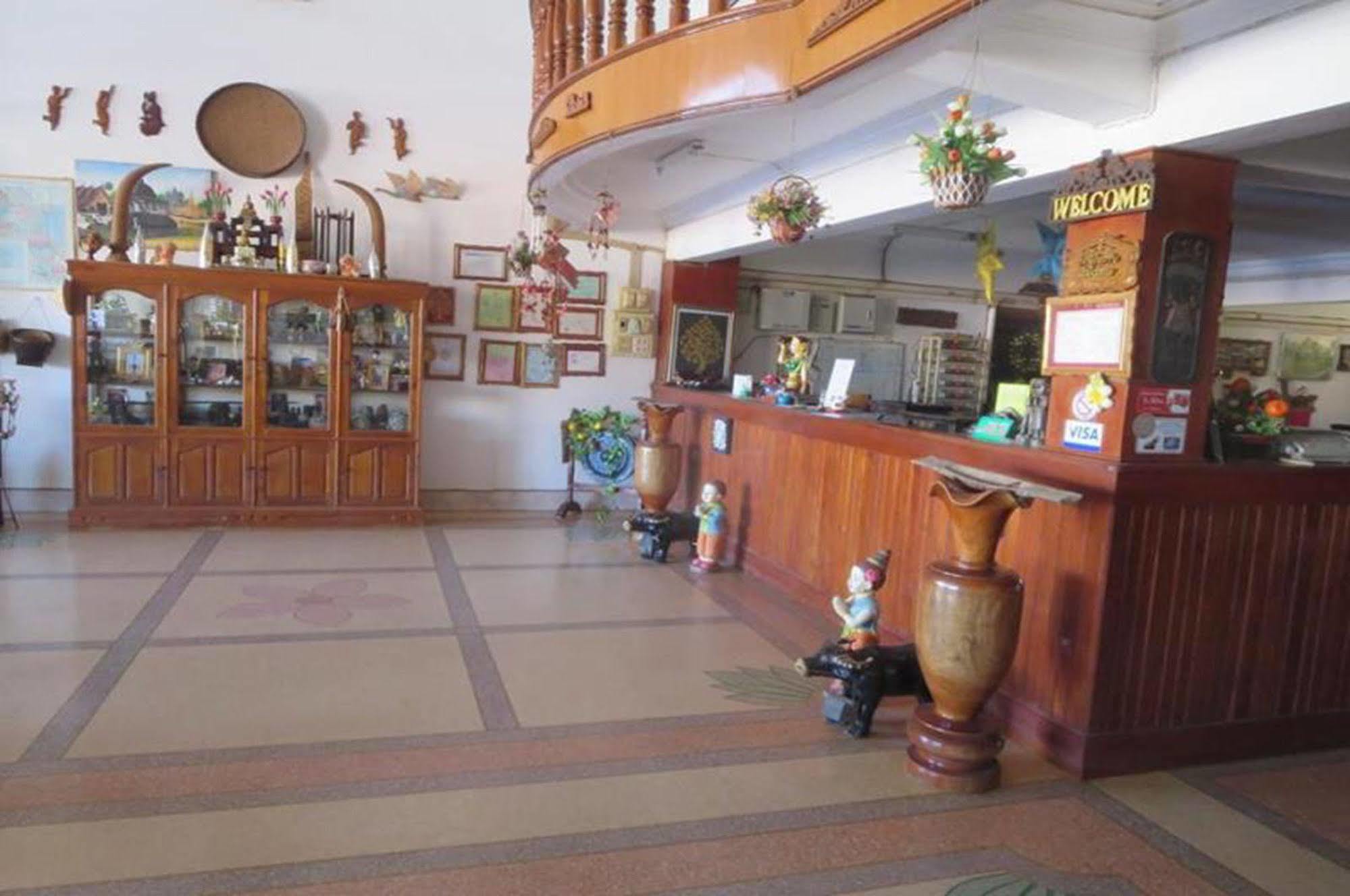 Champa Hotel Pakse Ngoại thất bức ảnh