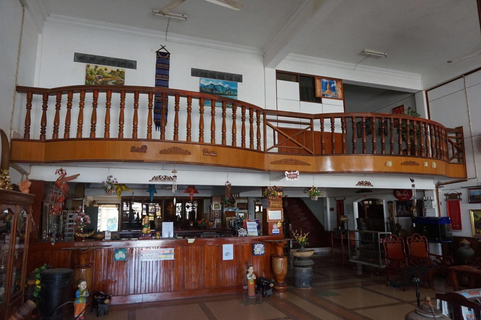 Champa Hotel Pakse Ngoại thất bức ảnh